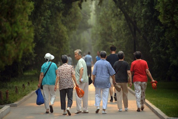 人口老龄化对消费有正向拉动作用